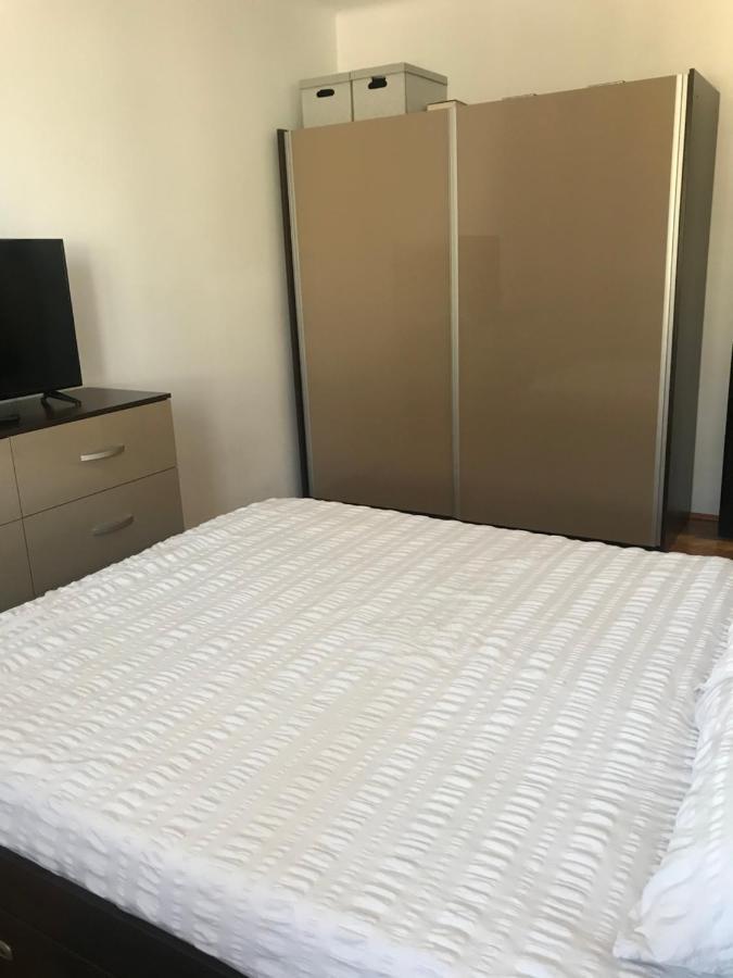 투르다 Apartament Sanda 아파트 외부 사진